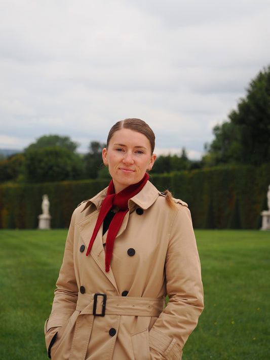 Rouge Triangle Scarf