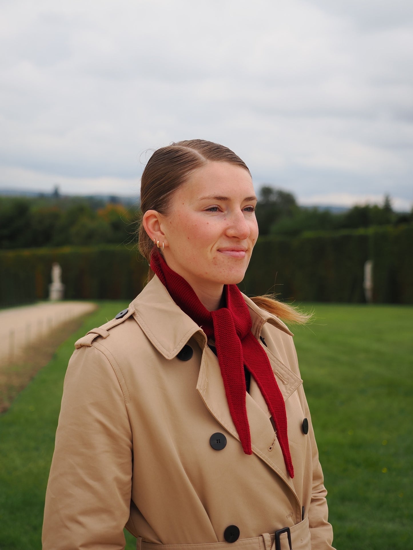 Rouge Triangle Scarf