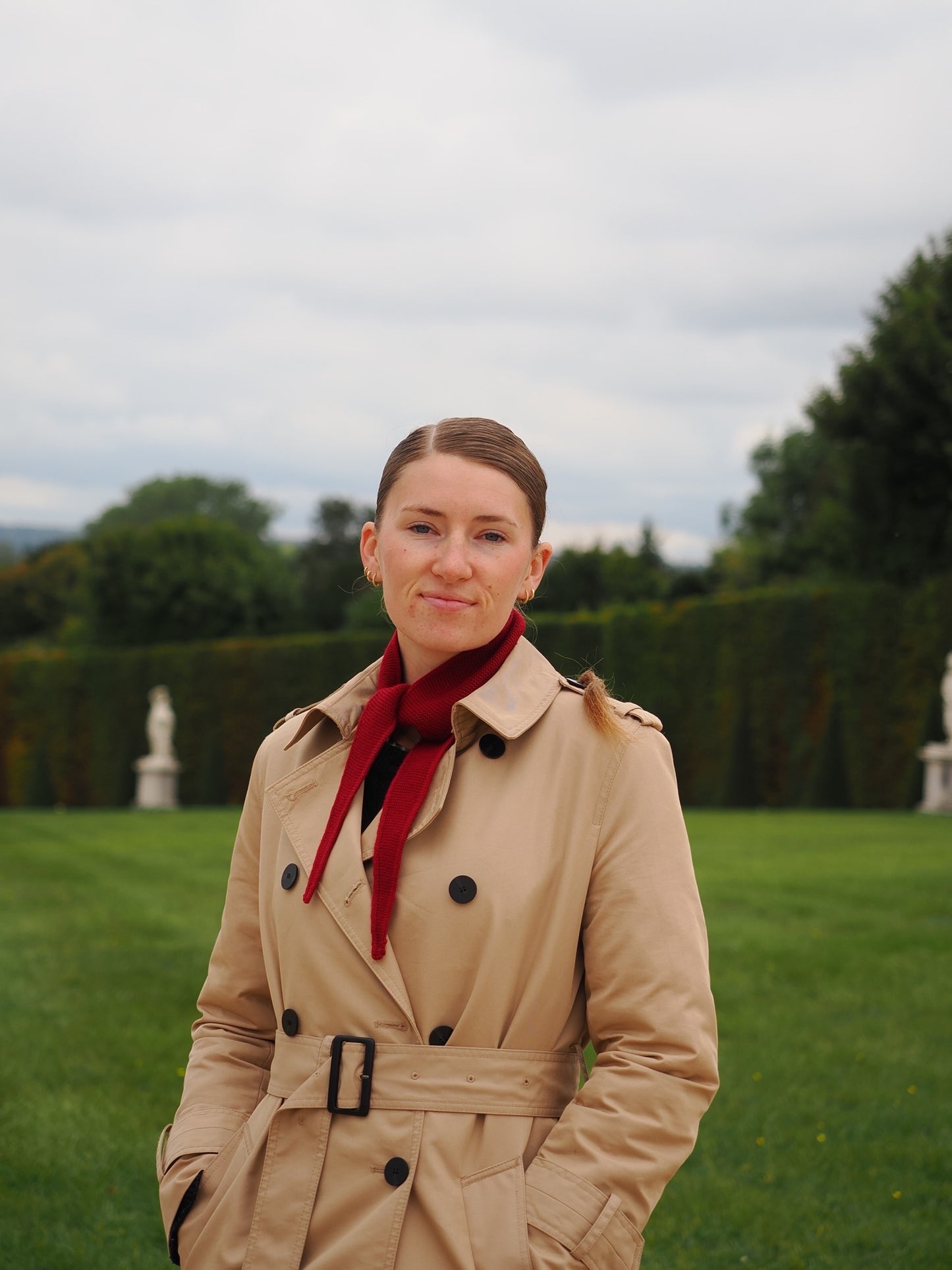 Rouge Triangle Scarf